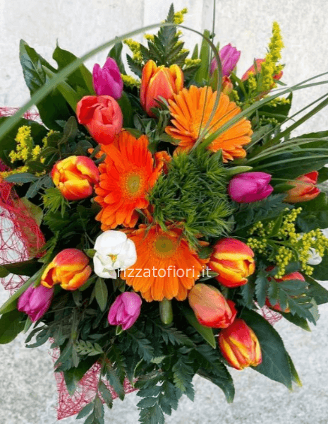 Bouquet di fiori misti.